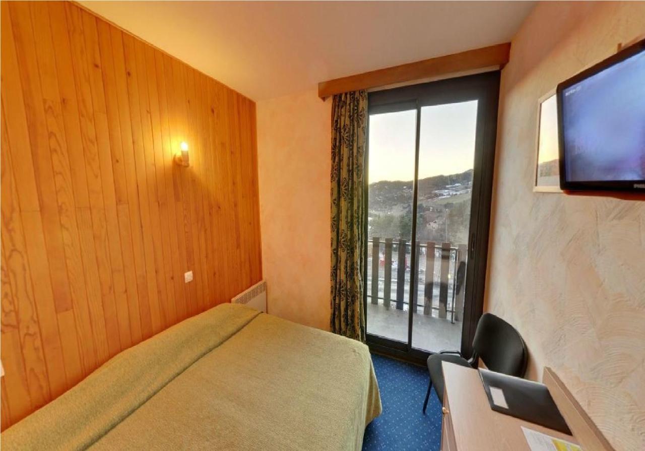 Hotel Saint Jean Montclar  Værelse billede