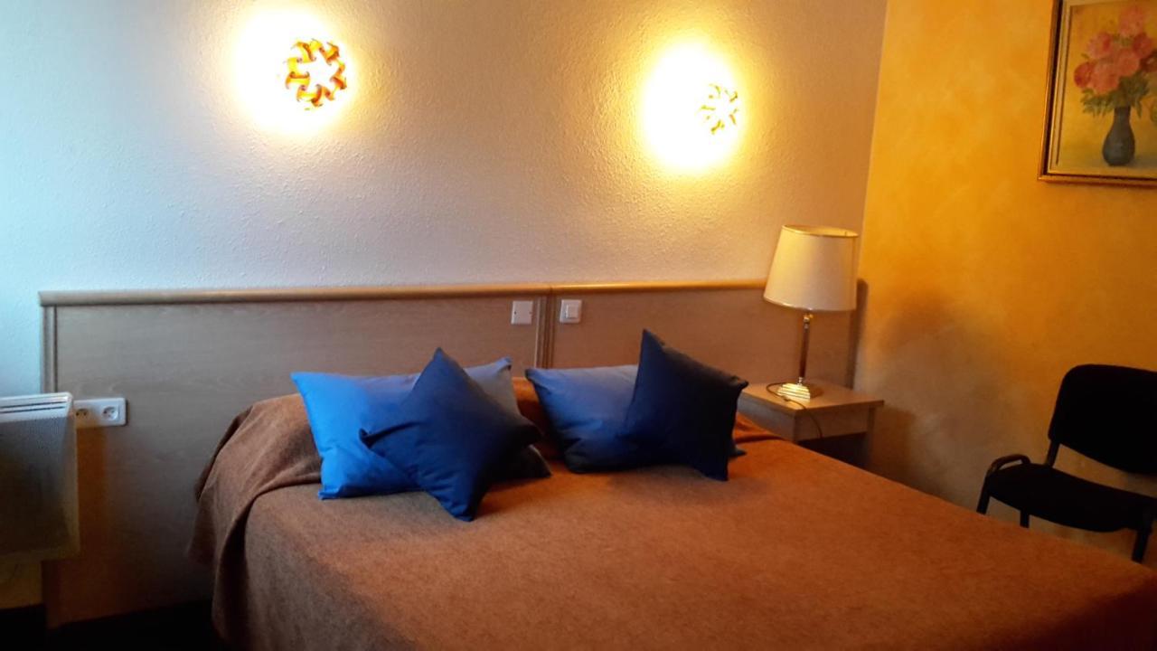 Hotel Saint Jean Montclar  Eksteriør billede