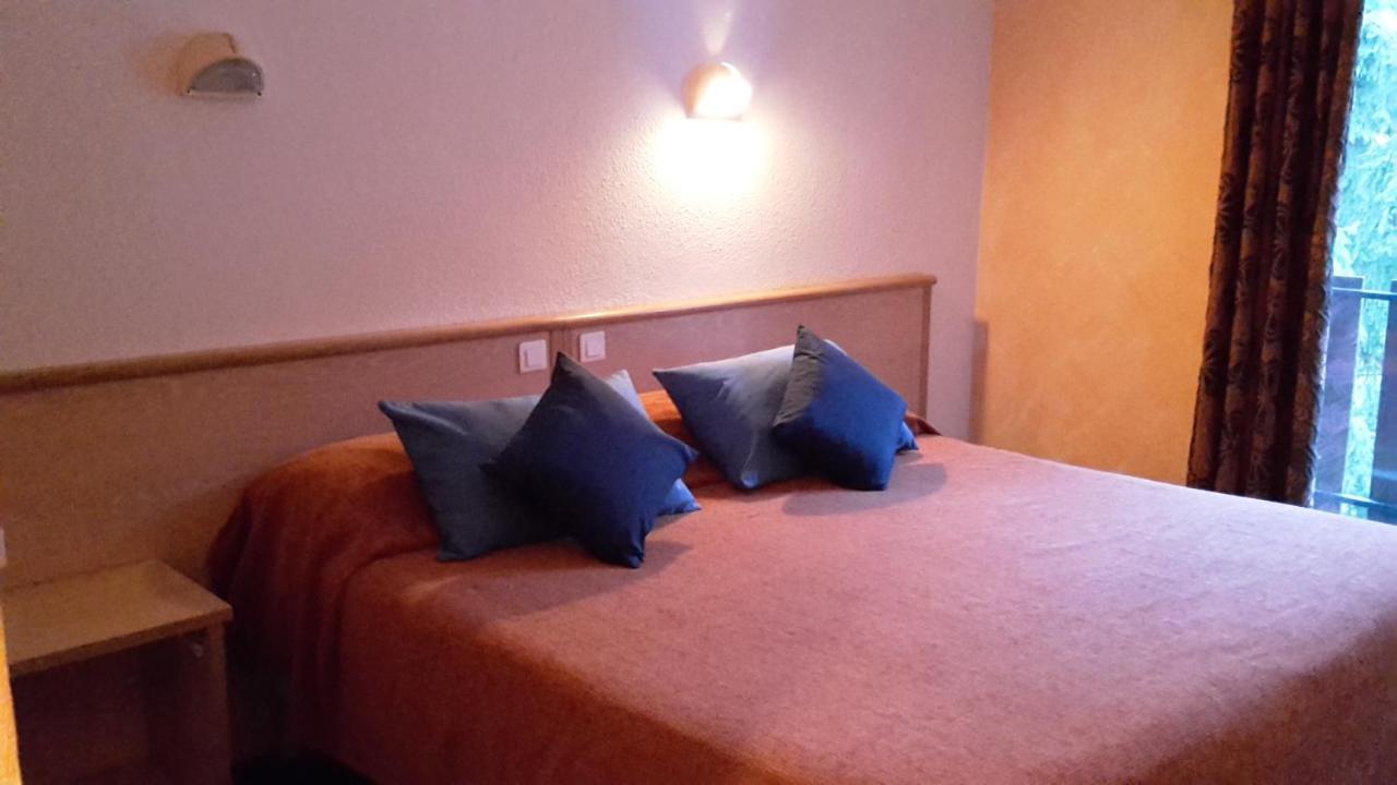 Hotel Saint Jean Montclar  Eksteriør billede