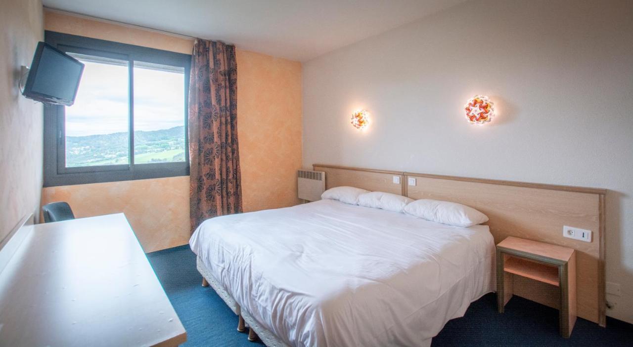 Hotel Saint Jean Montclar  Eksteriør billede